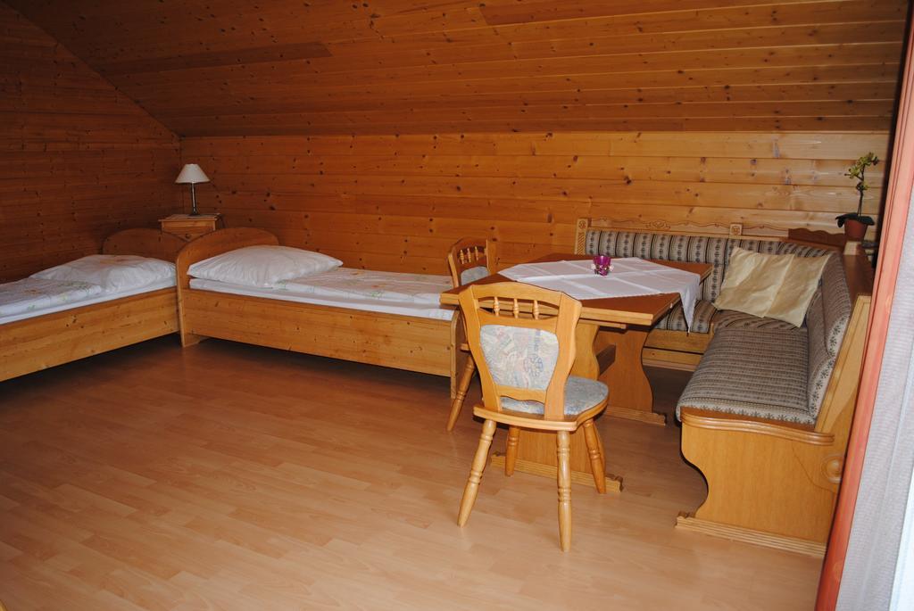 Gaestehaus Lindermuth *