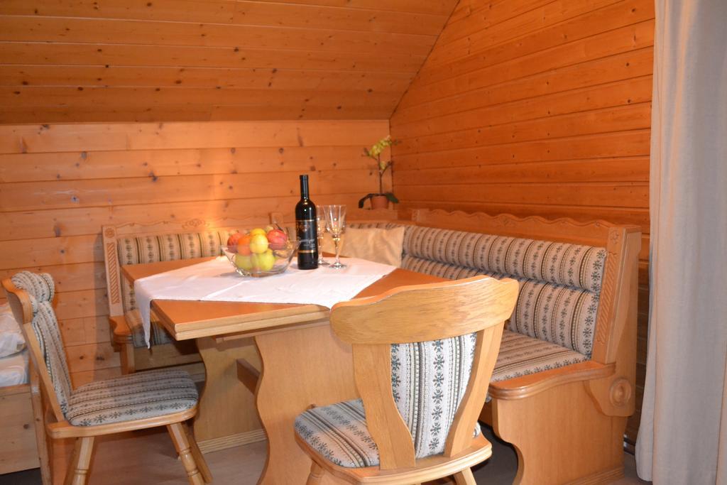 Gaestehaus Lindermuth Appartement Presseggersee